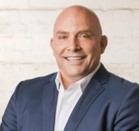 portrait photo of Dr Mark Harvey