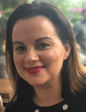 Portrait photo of Rachel Scalogne