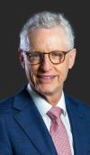Headshot of Dr David Gruen AO